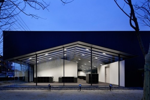 Aqua Plannet Headquarters by Sugawaradaisuke #office #architecture #minimal