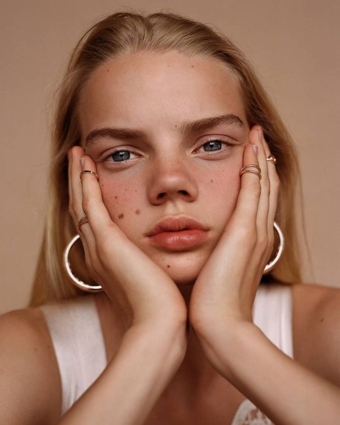 Aesthetic and Delicate Beauty Photography by Anya Holdstock