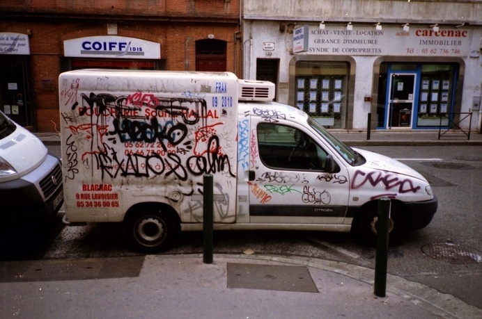 007 | Triangular Love. #grafitti #france #anlog #film #tags #yashica #car