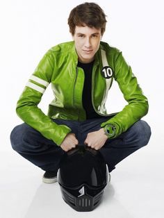 A phenomenal celebrity among kids and youngsters. Ryan Kelley celebrates his birthday today. Wish you a very happy birthday and for his fans, we bring his awesome Ben 10 Leather Jacket as Ben Tennyson. #ryankelley #bet10 #ryankelleyjacket #bentennyson #fiction #style #celebrity #celebration #birthdayblast