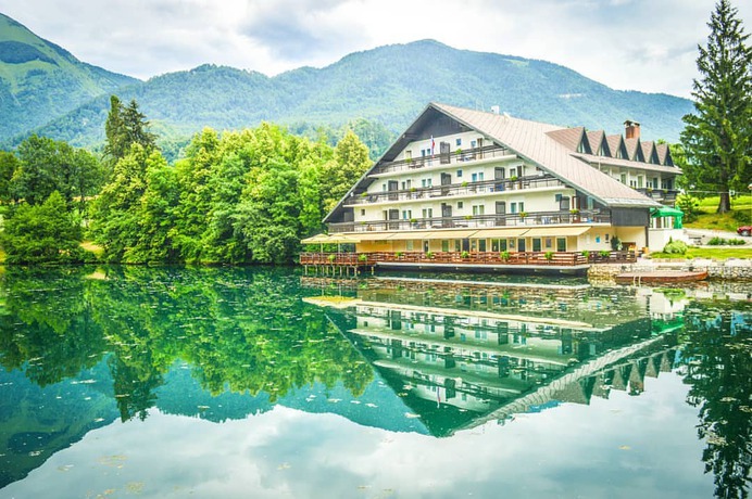Spectacular Travel and Outdoor Photography by Chris Overgaard