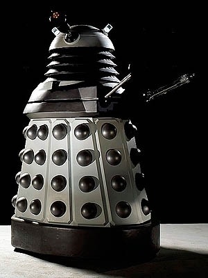 File:Dalek 2010 Redesign.jpg - Wikipedia, the free encyclopedia #dalek #robot #retro #who #dr #scifi