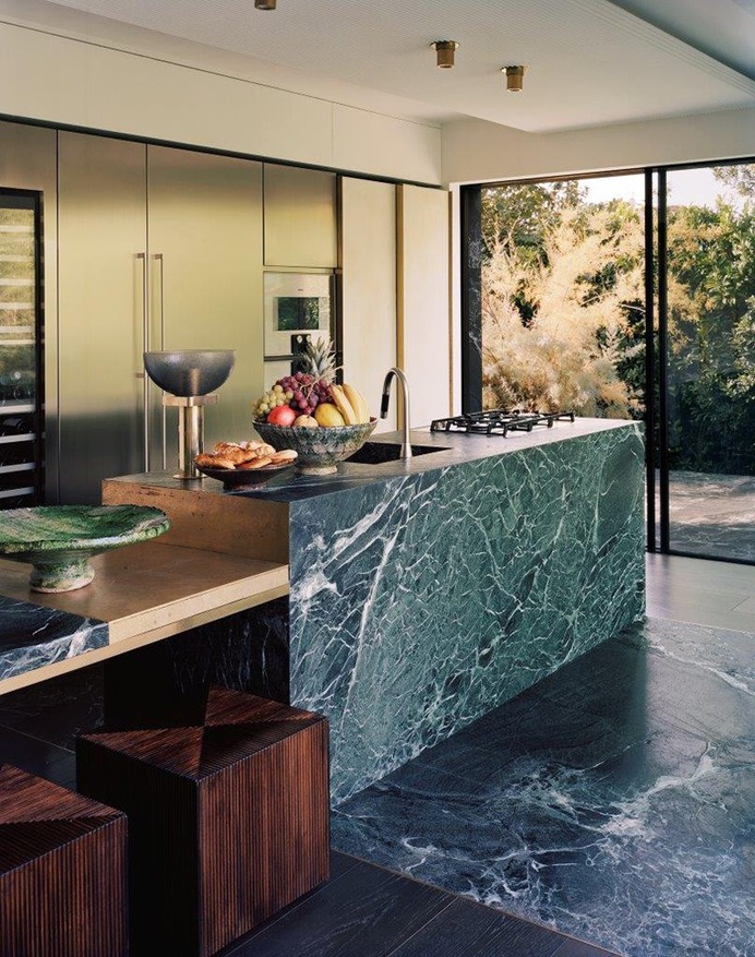 Green Marble House in Forte dei Marmi by Vincenzo De Cotiis – Design. / Visual.