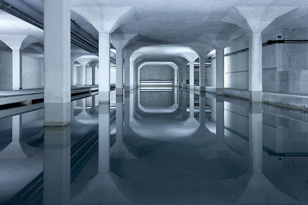 Luca Zanier #hallway #architecture #white