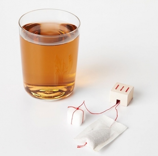 packaging | UQAM | Sylvain Allard #package #sugar #tee #2in1