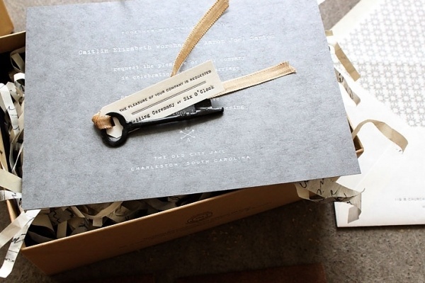 Graphic-ExchanGE - a selection of graphic projects #design #graphic #paper #package #typography