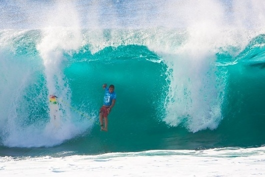 Volcom's Photos - Volcom Pipe Pro Run Day 1 #surfing #volcom #surf