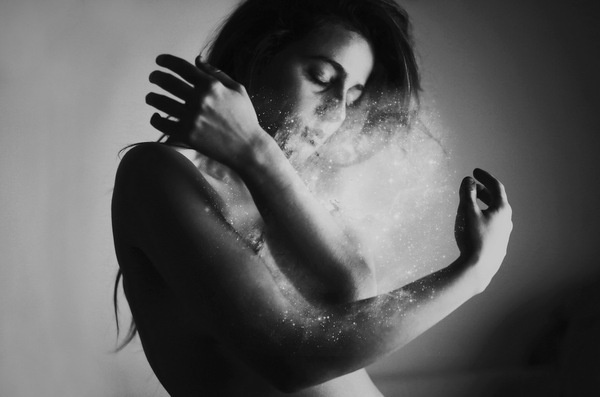 Photo Manipulations by Silvia Grav5 #photo #woman #manipulation #dust