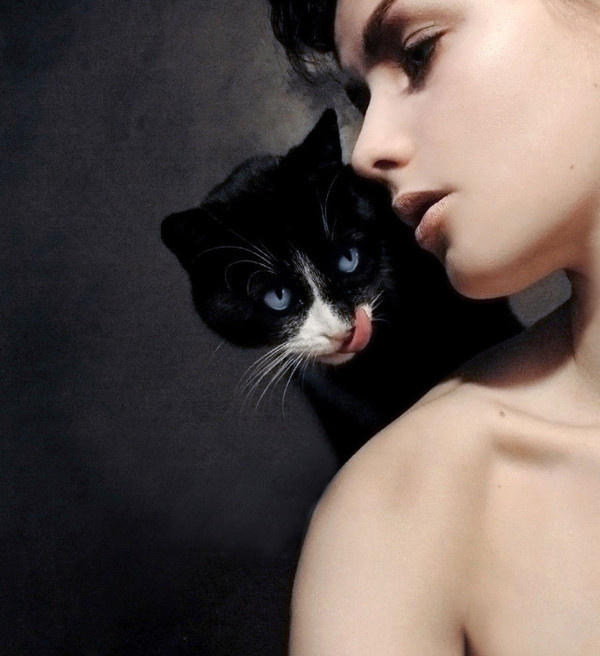 Portrait Photography by Laura Zalenga #inspiration #photography #portrait