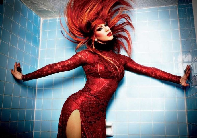 Glamour Photography: Drag Queens Around the World by Magnus Hastings