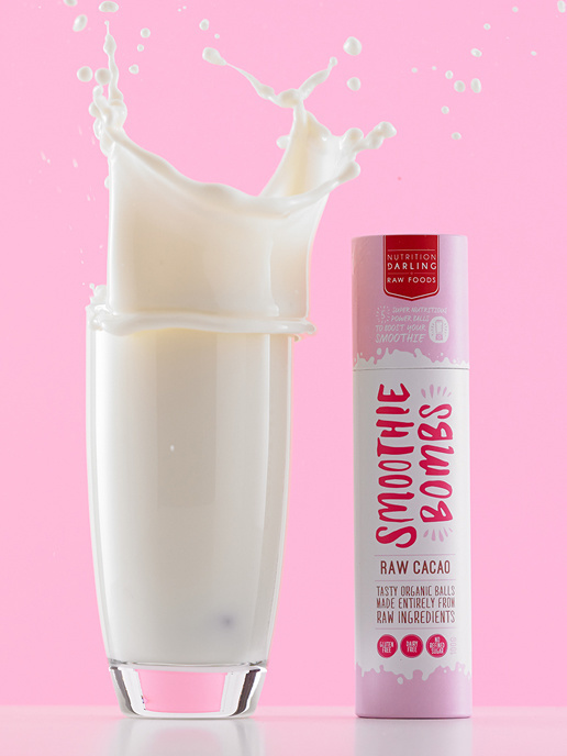 Smoothie Bombs Packaging Design by Studio Marché // Studio Marché's packaging design for Nutrition Darling's superfood smoothie. See
