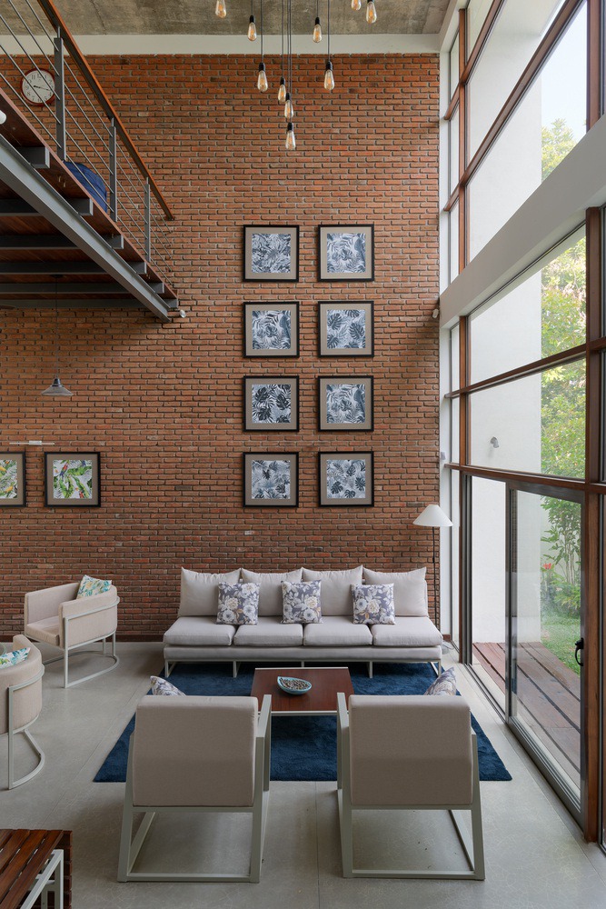 Residence at Kadawatha / KWCA – Kosala Weerasekara Chartered Architects