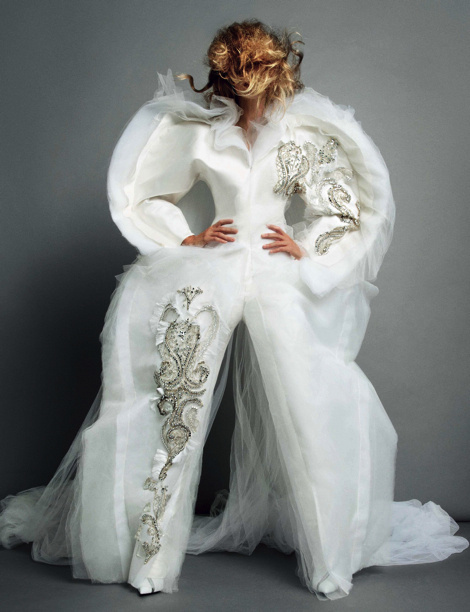 Gisele Bündchen for Vogue Paris November 2013 #fashion #model #photography #girl
