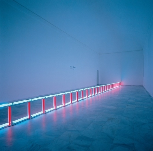 An artifical barrier of blue, red and blue fluorescent light (to Flavin Starbuck Judd) - Flavin, Dan - Conceptual art - Installation - Abstract - Term #sculpture #fluorescent #lights #colour #light #flavin