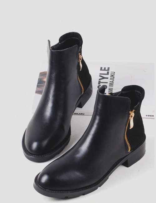 vogue-black-boots