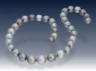 Kette: hochwertiges Tahiti-Zuchtperlen-Collier mit unsichtbarer Nittelschlie&szlig;e, hervorragende Qualit&auml;t, ungetragen