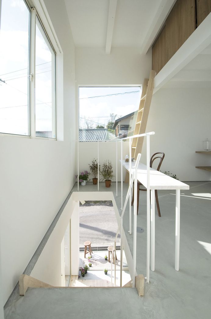 House Connecting the Town by Studio Velocity