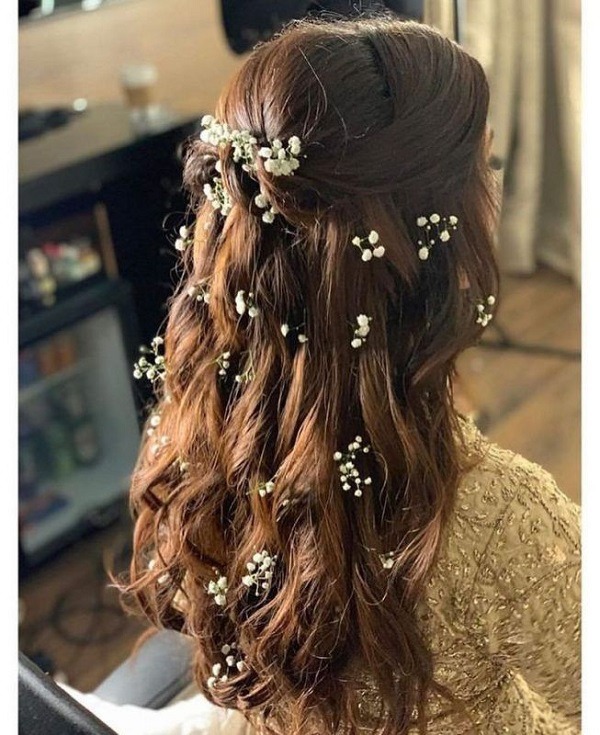 bride hairstyles for curly hair