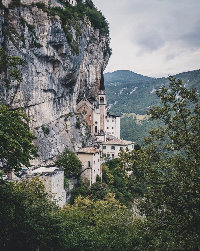 Spectacular Travel and Landscape Photography by Bettina Halas