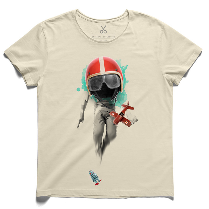 #salindaw #beige #tee #tshirt #aziznesin #childhood #dream #astronaut #plain #helmet #toy