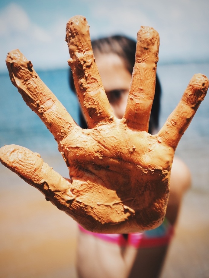 #photography #personal #hand #child #mud #5