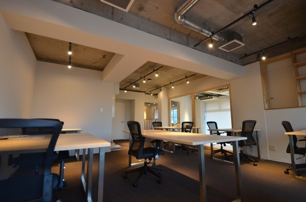 http://blog.leibal.com/interiors/commercial/s2g/ #interior #office #design #minimalism