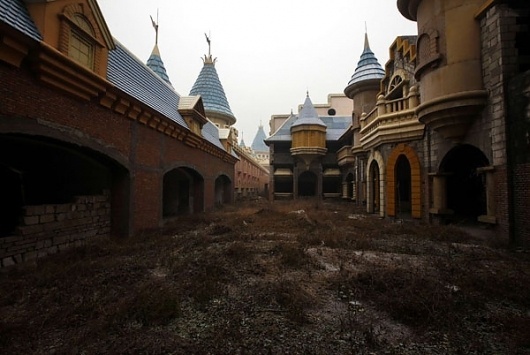 China's deserted fake Disneyland | Photographers Blog #photography #china #weird