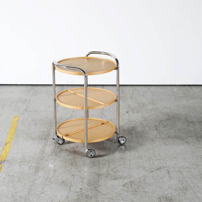 Ring Trolley by 757 Studio