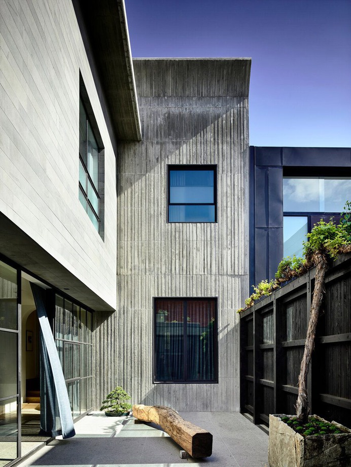 St Vincents Place Residence / B.E Architecture