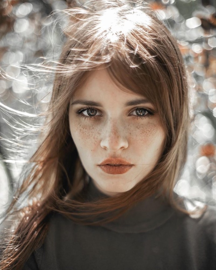 Beautiful Portraits of People With Freckles by Agata Serge