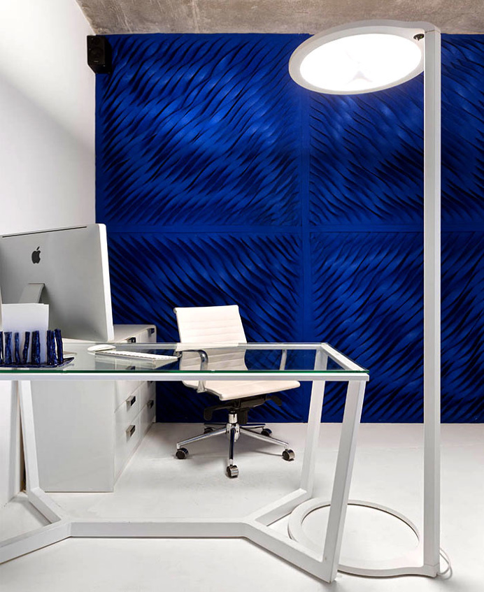 Integrated Green Wall at New Office of Yakusha Design - #office, office design, office space, #interior, interior design