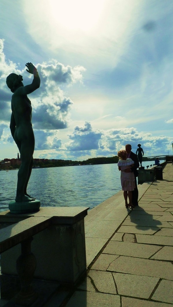 Stock Home 2011 on Behance #sweden #wallb #statue #stockholm #love #kiss