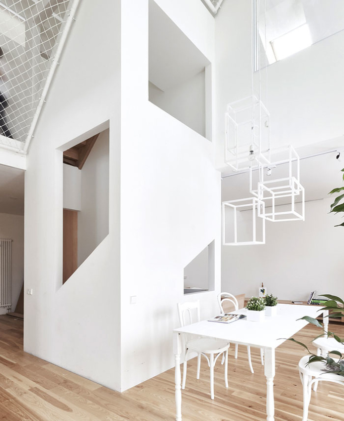 Family Friendly Home Design by Ruetemple - InteriorZine