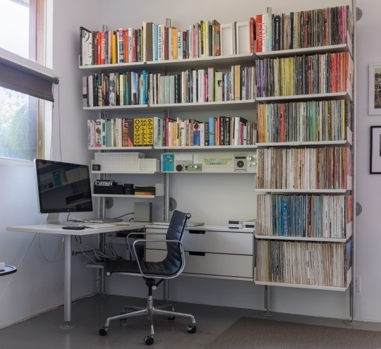 606 shelving system. Dieter Rams. #shelves #interior #design #desk #workspace