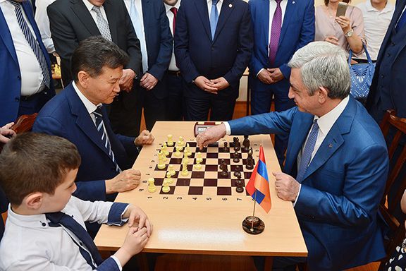 chess-school-5.jpg (576×384)