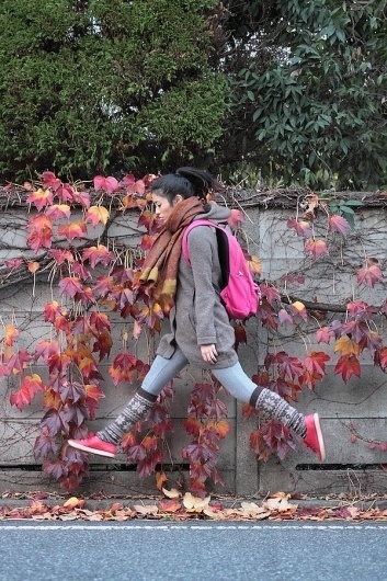 The Girl Who Loves to Levitate #photography #levitate