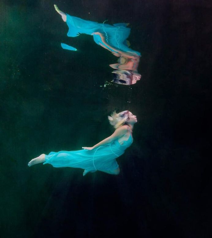 Underwater Fine Art Portrait Photography by Craig Colvin