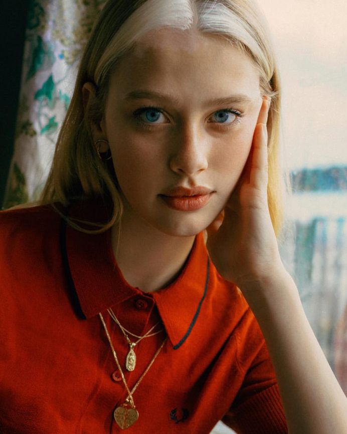 Vibrant and Cinematic Fashion Photography by Dean Martindale