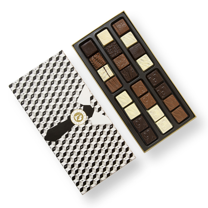 #belgium #fathersday #giftfordad #pralines #belgianchocolate #artdeco #chocolate #packaging