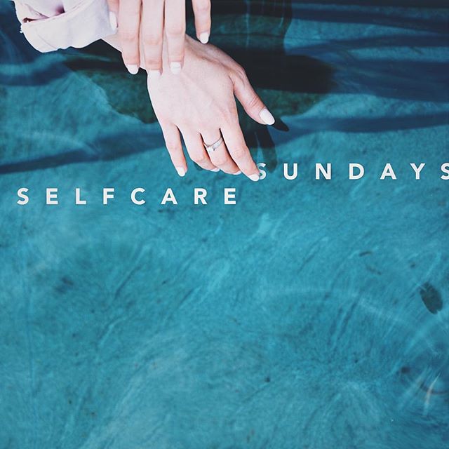 Taking care of our bodies and minds is often the last thing we think about or do. But here at Roe, we are striving to make it an important part of our routines. Our founder, @mgthatisme, says that yoga, meditation and establishing a beauty routine have motivated her to take care of herself even when she’s “too busy.” What are some of the ways you like to practice self-care? 💆🏽‍♀️ #selfcaresunday