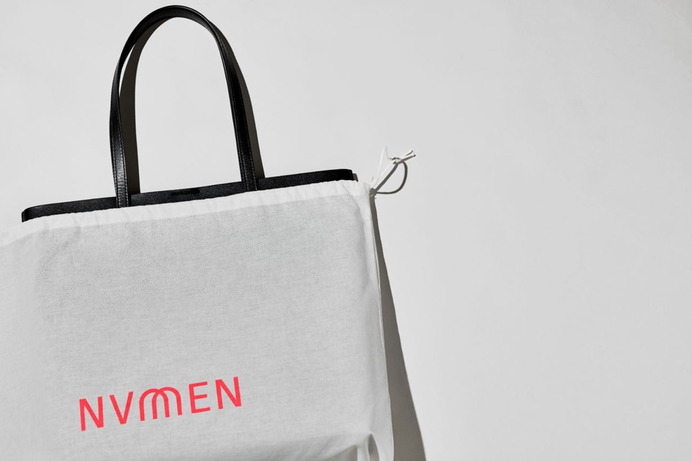 NVMEN - Mindsparkle Mag Studio Franziska Veh designed NVMEN, a new handbag brand from Berlin. It was her search for the ultimate handbag that led Nicola to become the founder of Nvmen. #logo #packaging #identity #branding #design #color #photography #graphic #design #gallery #blog #project #mindsparkle #mag #beautiful #portfolio #designer