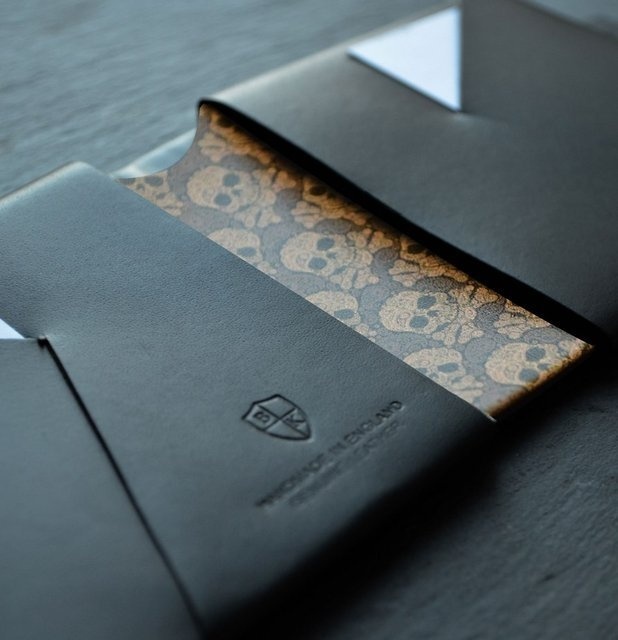 Skulls MK1 Wallet by Bond & Knight #tech #flow #gadget #gift #ideas #cool
