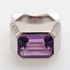 Ring mit Amethyst 8,4 ct.,