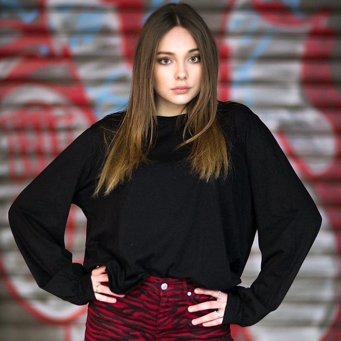 📸Photographer: Claudio Zanini @claudiozanini23 🎀Model: Iris Fazzini @lil.iriscc 📌Follow: @portraitistnet 🔖Tag: #portraitistnet https://www.instagram.com/p/BuA7GcmA-Qi/?utm_source=ig_tumblr_share&igshid=1pr6rpu2wzx7r