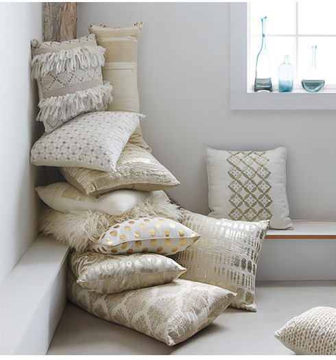 pillowwwwss!