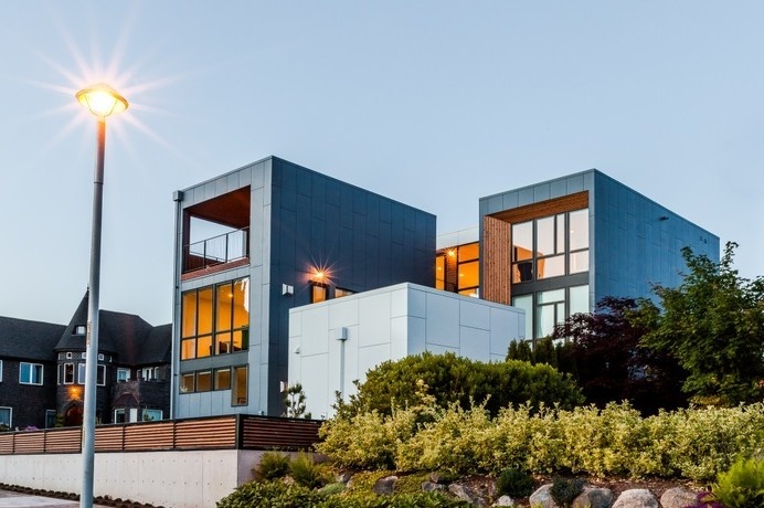 Spacious And Bright Contemporary Home in Seattle Designed For a Young Family #spacious #house #home #contemporary #architecture #residence