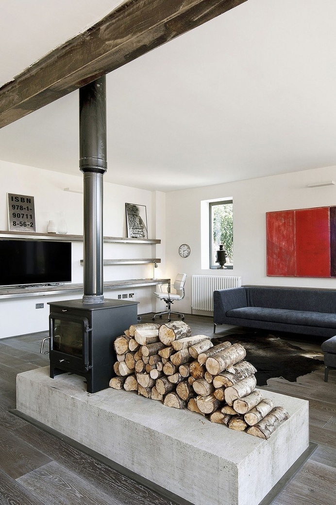 1950s Ambulance Station Converted into a Vacation Home
