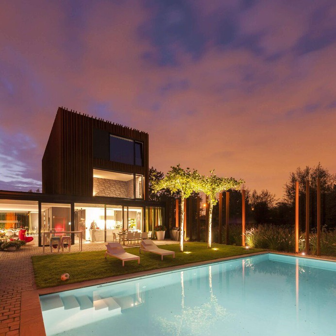 CorTen House in Kontich, Belgium / DMOA Architects