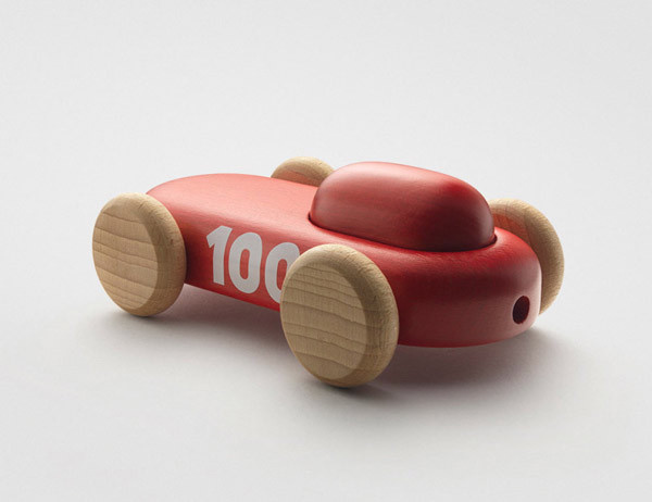 Minimalist Wooden Toys Design by Permafrost