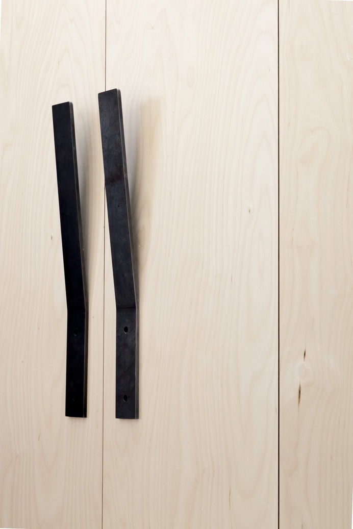 Plywood House by Simon Astridge. #plywood #simonastridge #minimal #detail